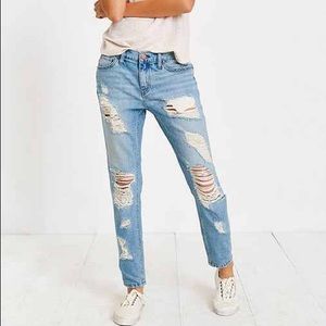 UO • Destroyed Denim
